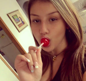 Big head red Lollipop hmm