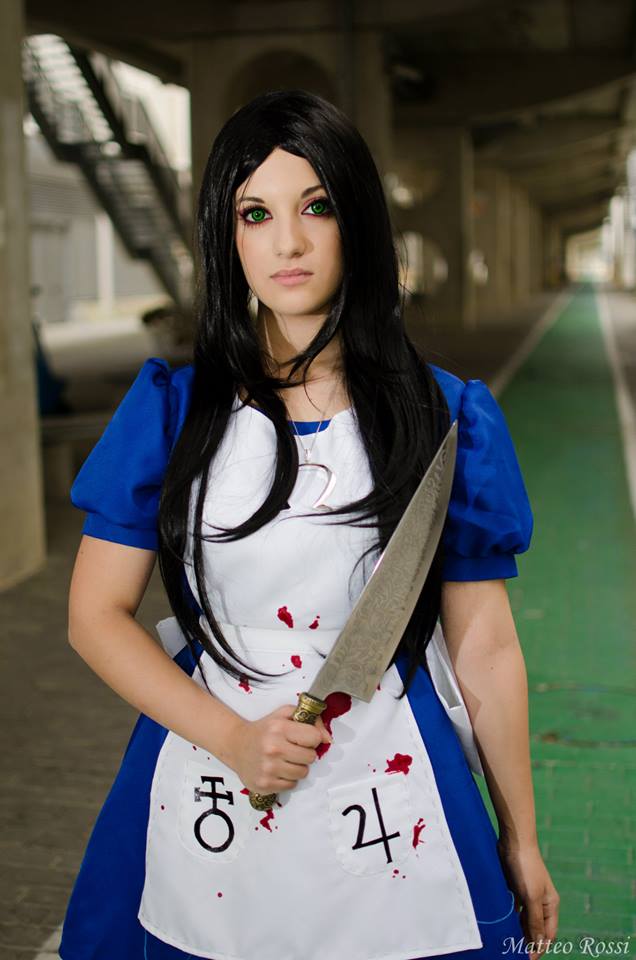 Alice Madness Returns Cosplay