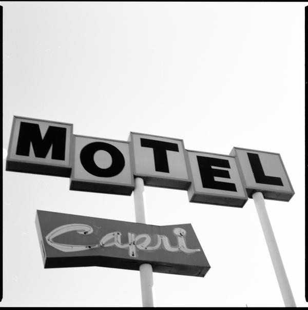 capri motel
