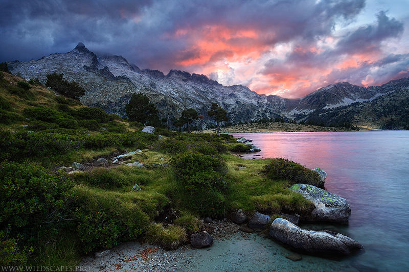 Sunset from the Aumar lake by MaximeCourty
