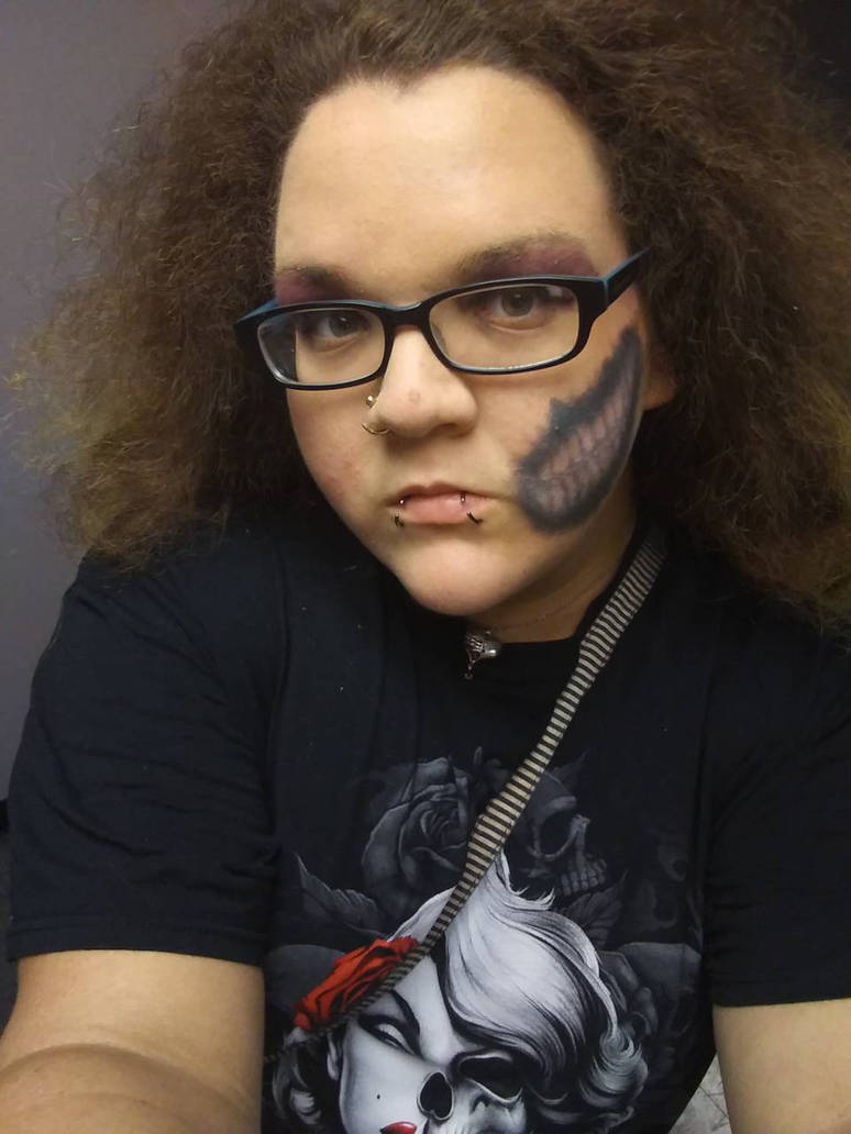 Decayed Skull by andryanalynee on DeviantArt