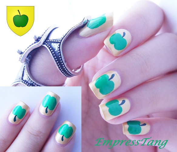 A Green Apple on Gold 2