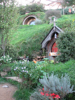 Hobbit hole 18