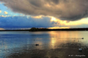 Wonderful thunderstorm mood at the swan lake 4