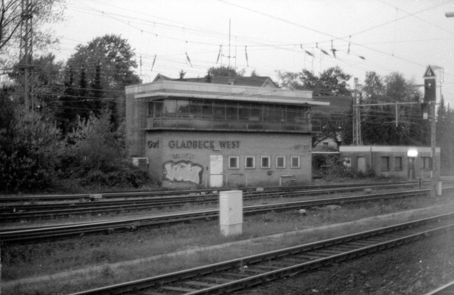 Bahnhof Gladbeck West by beladinon on DeviantArt
