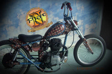 Chopper Motif Batik Jawa