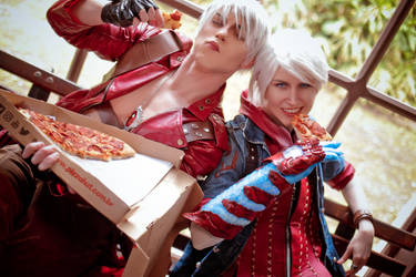 [COSPLAY] Devil may cry 4/3 - Nero and Dante III