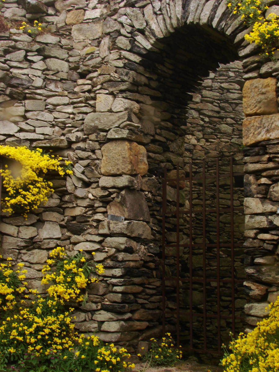 arch of the castle