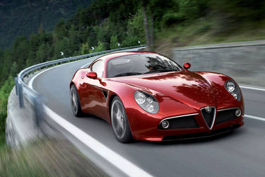 Alfa-Romeo-8C-Competizione