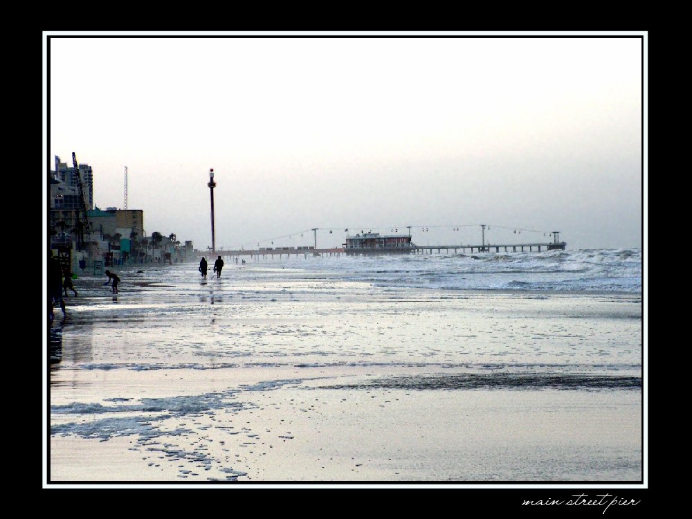 Main Street Pier