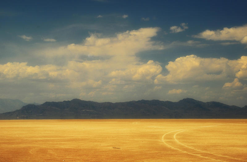 Crossing Country Desert by myrnajacobs