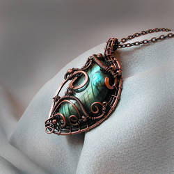 Wire wrapped Labradorite pendant