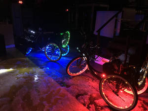 SCHWINN TRICYCLE GLOW CLUB EMPIRE