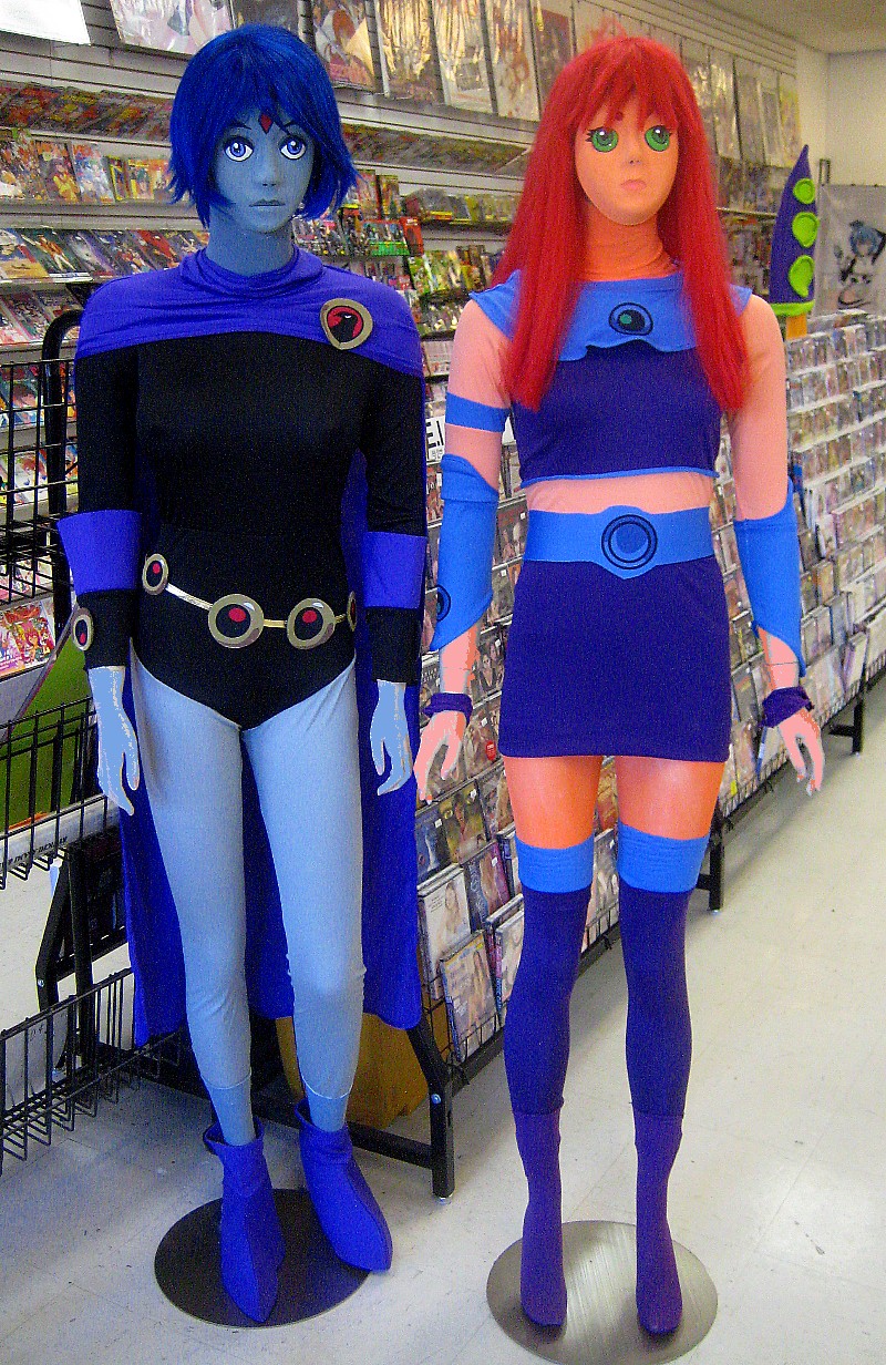 humoungus Starfire and Raven by TeenTitans4Evr on DeviantArt humoungus Starfire and Raven by TeenTitans4Evr on DeviantArt
