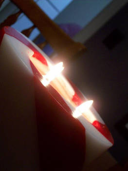 Candy Cane Candle.