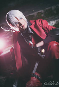 Dante Devil May Cry by MischAxel