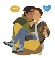 Hunk-kisses