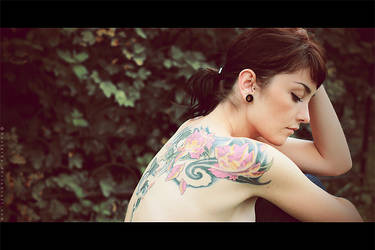 Girl with tattoo_II