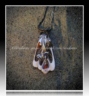 'Timeless treasure' silver pendant (SOLD) by seralune