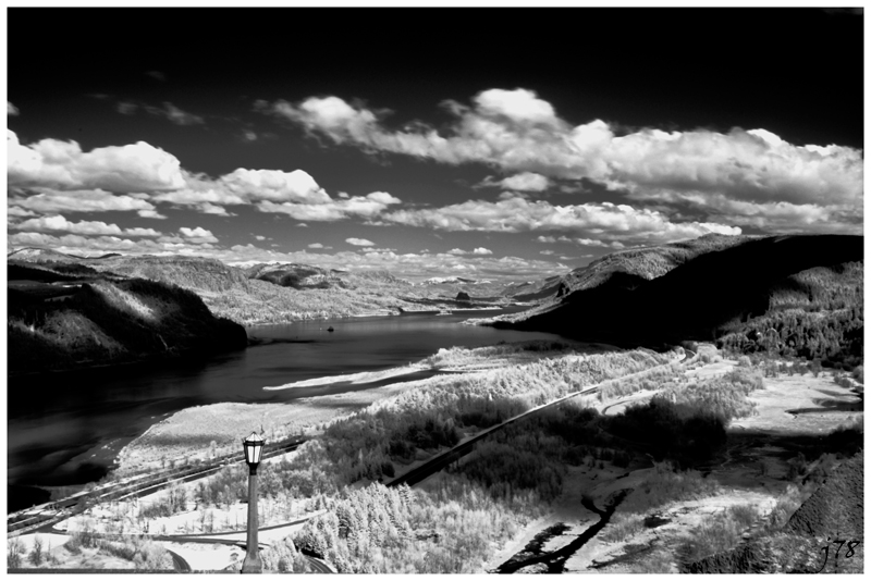 Gorge - IR