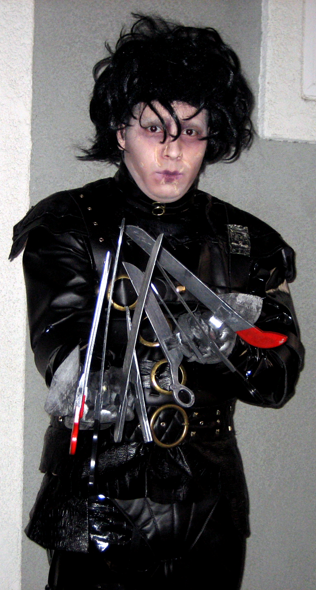 Edward Scissorhands Costume 2011 2nd Pose