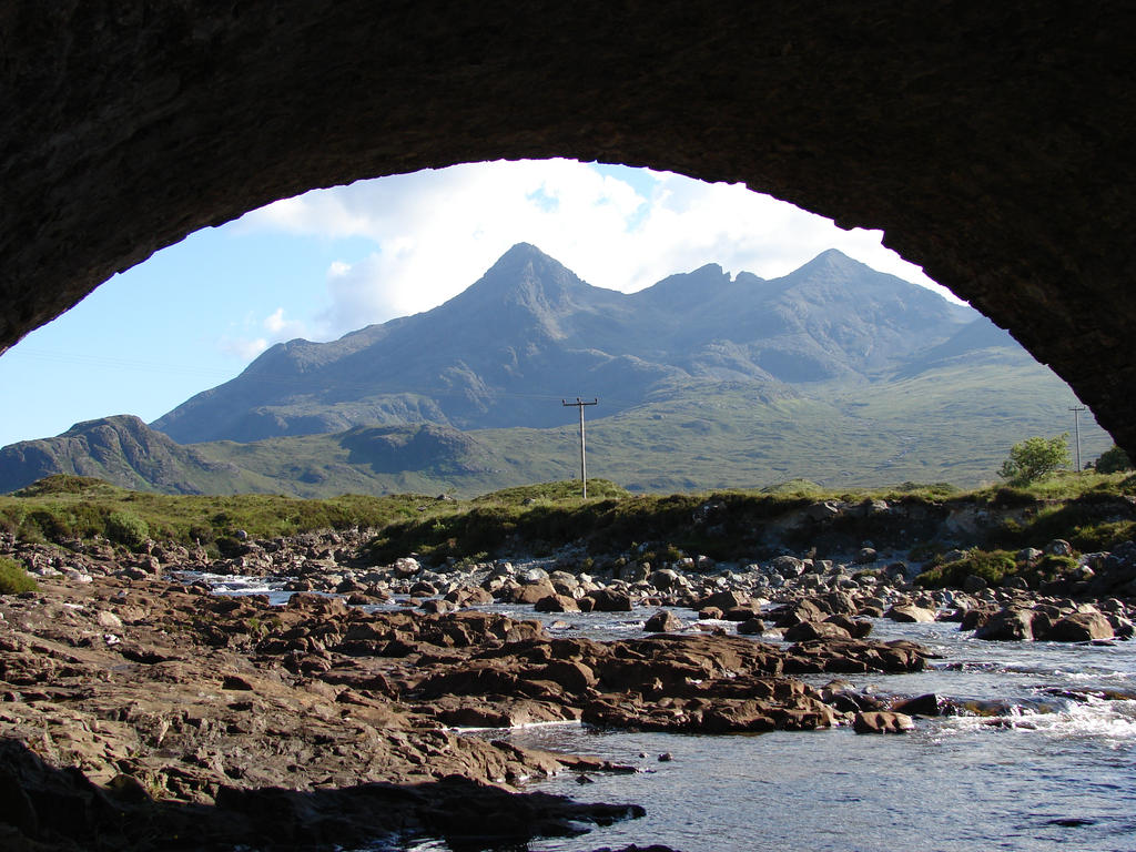 DSC00501 River Sligachan, Bridge  Cuillins At