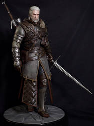 Geralt Grandmaster Ursine Figure - Repaint - 04