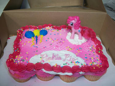 Pinkie Pie cake MLP view1