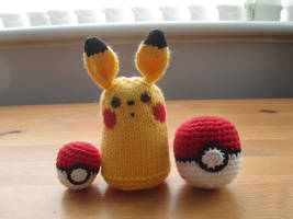 Knitted Pikachu and Crochet Pokeballs (FOR SALE)