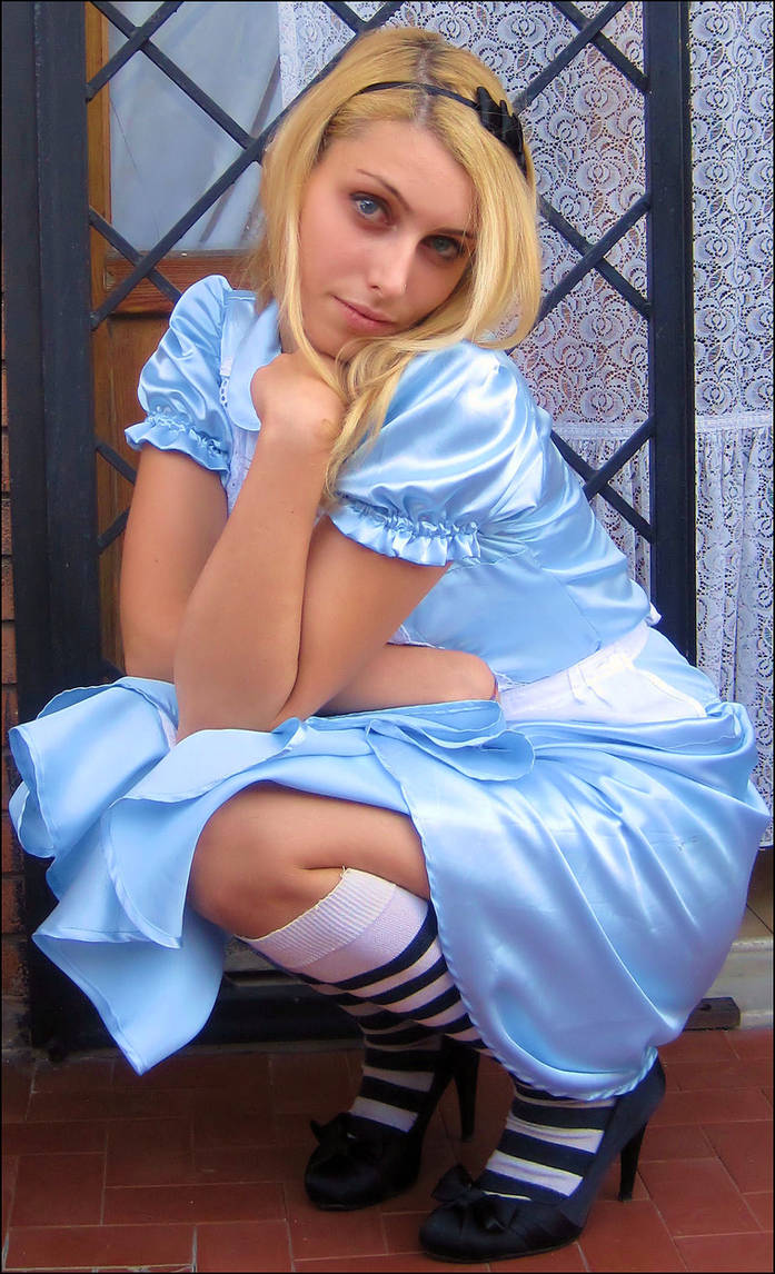 Alice Cosplay By Palladineve4 On DeviantArt alice-madness-returns-cosplay-dresses