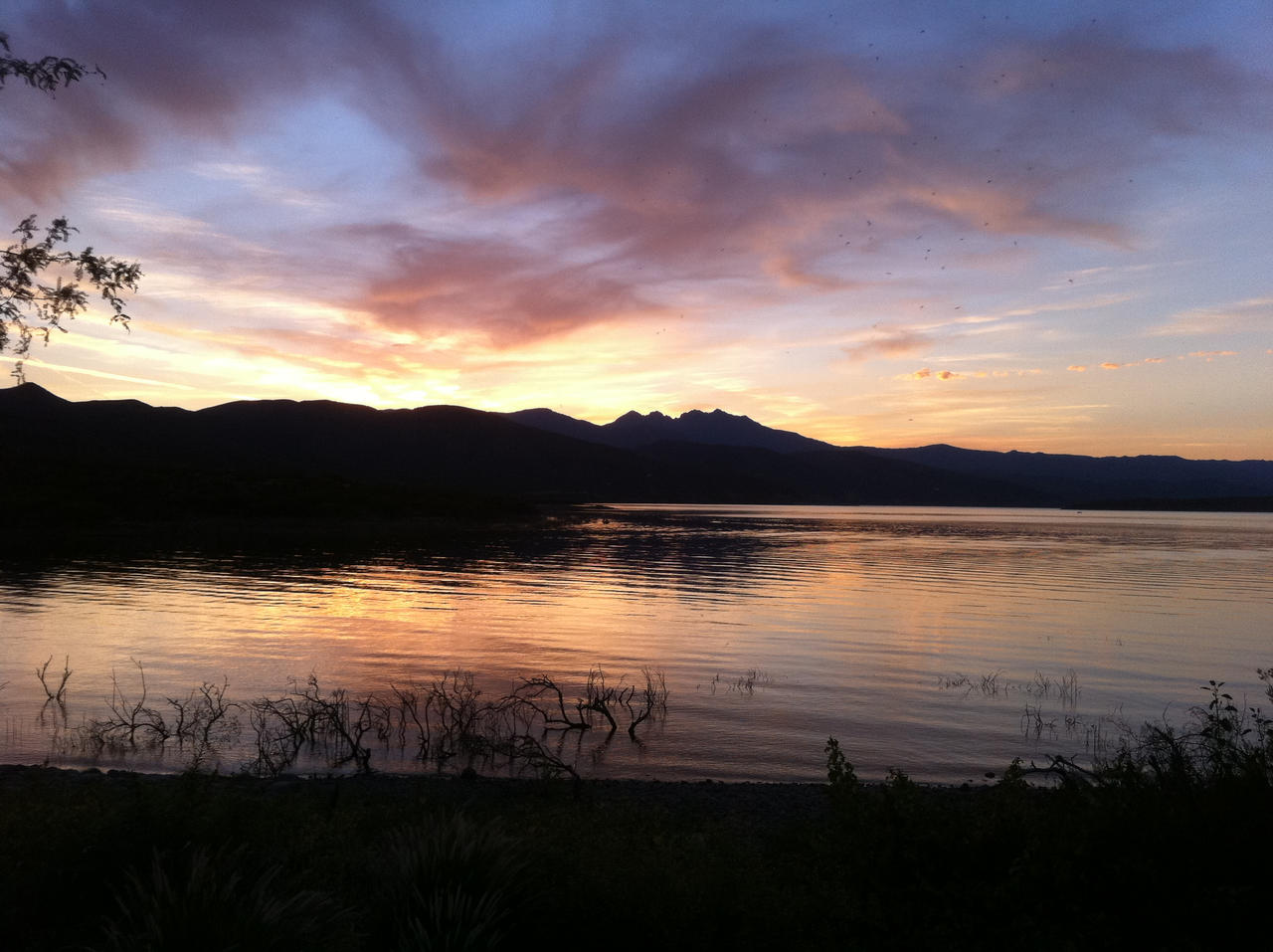 Roosevelt Lake_Sunset