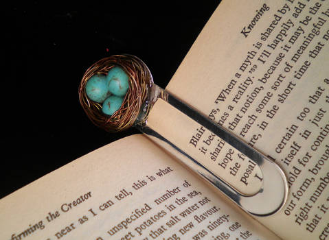 Robin's Nest Bookmark