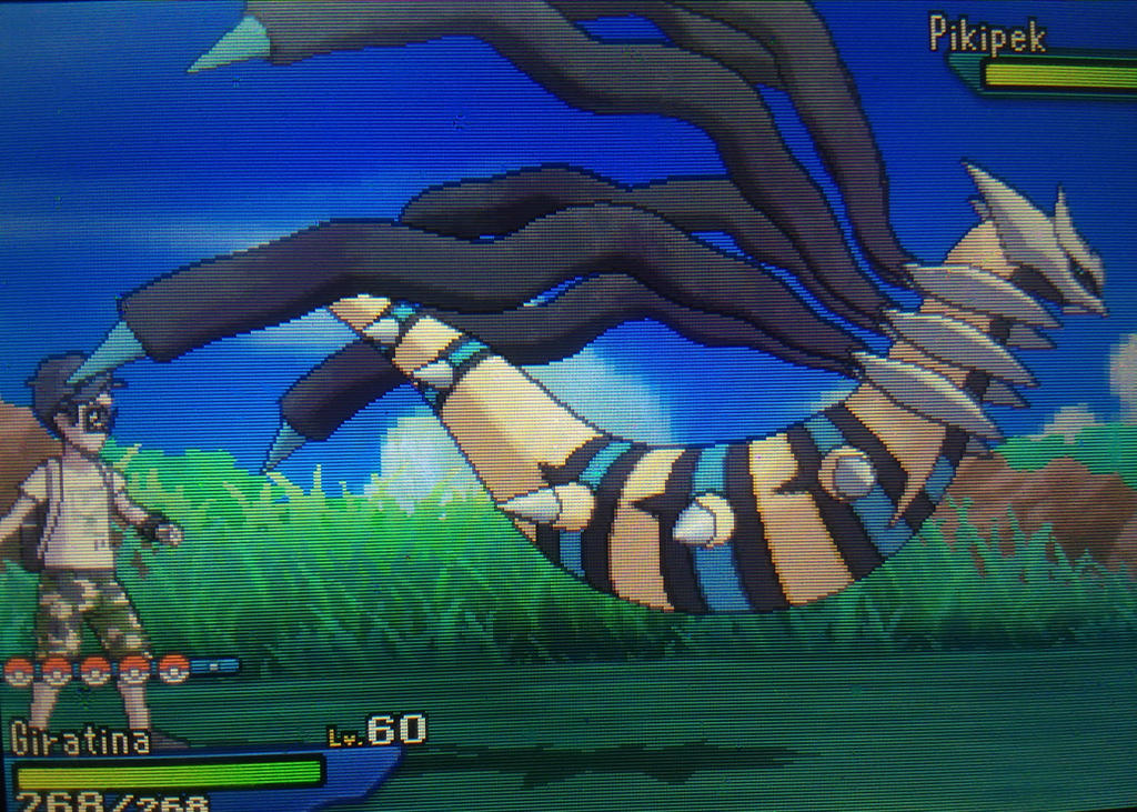 viviscarVii🔻 on X: I made the shiny version of my Giratina