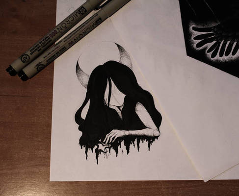 Faceless girl