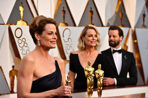 Sigourney Weaver and Margot Robbie at The Oscars 