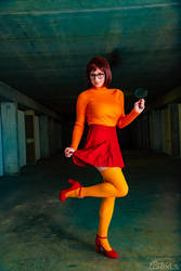 Jinkies! Velma cosplay by Darks Lauf
