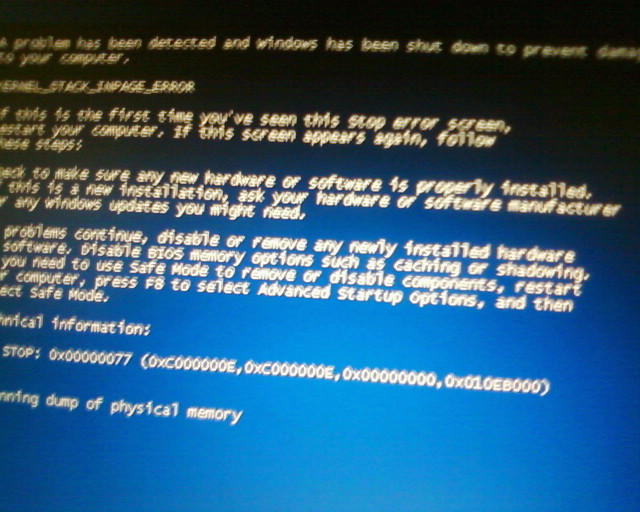 Windows XP crashed by pyromaniaplz on DeviantArt