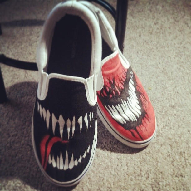 Venom and Carnage shoe design