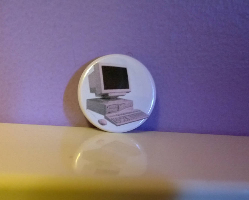 90's Desktop Computer Button by modern-blitz-buttons on DeviantArt