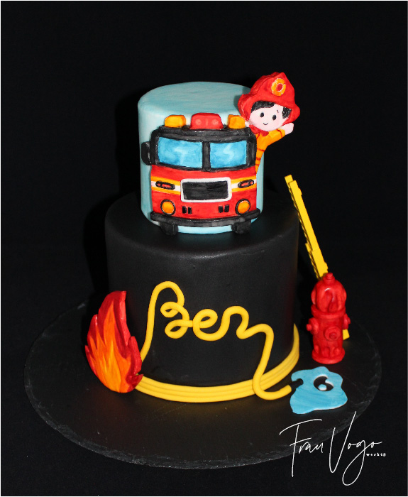 Birthdaycake Firefighter