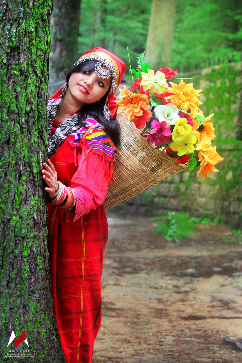 himachal pradesh ladies dress Himachali traditional dress
