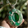 Jade celtic knots pendant
