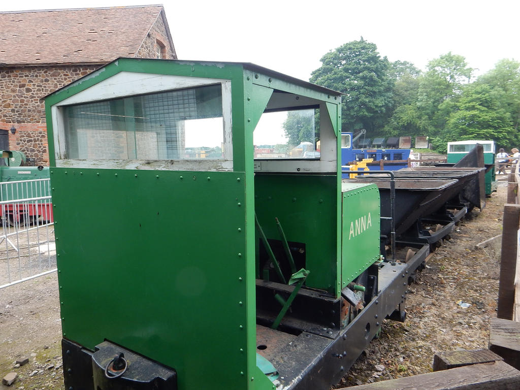 Anna the Simplex and Her Sand Train by rlkitterman on DeviantArt