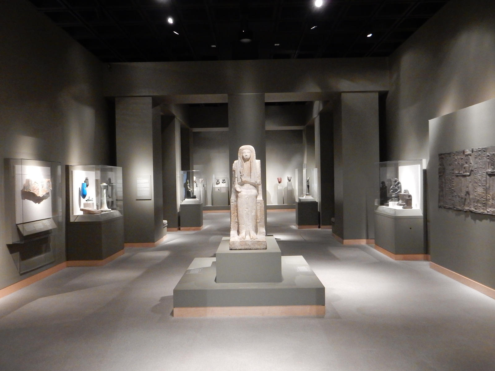 Walters Art Museum Egyptian Gallery by rlkitterman on DeviantArt