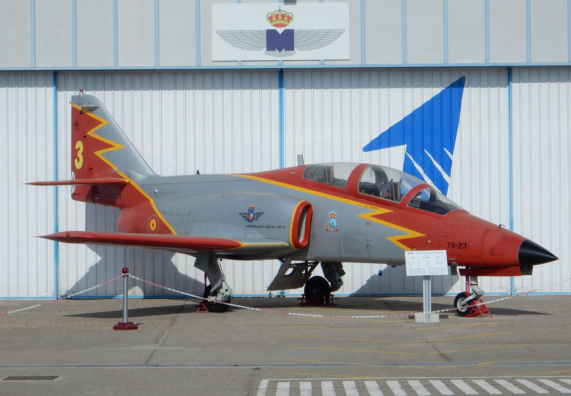 Patrulla Aguila C101 Aviojet E 25 23 Dscn0184 By Rlkitterman On Deviantart Patrulla Aguila C101 Aviojet E 25 23 Dscn0184 By Rlkitterman On Deviantart