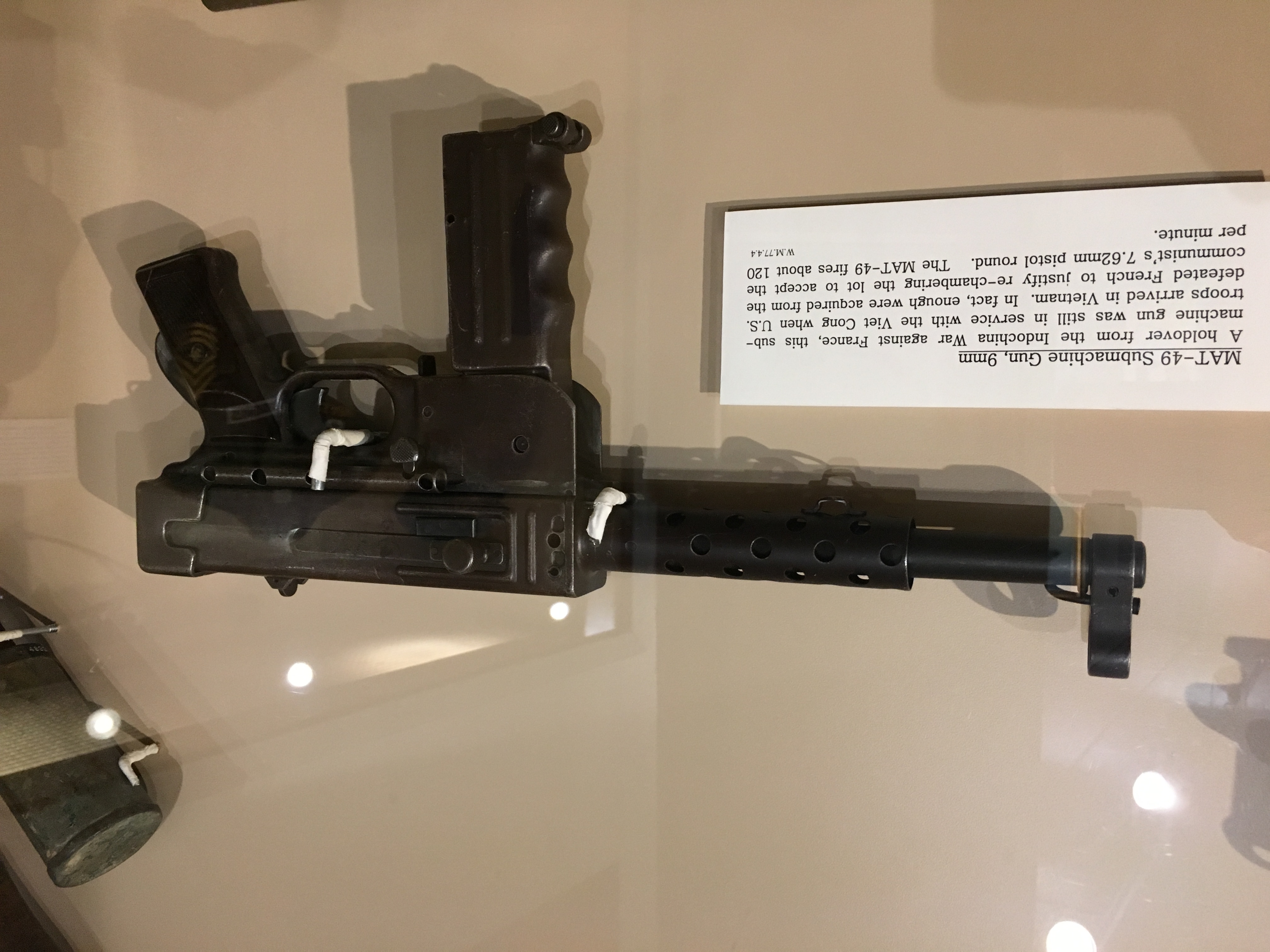 MAT-49 9mm SMG by rlkitterman on DeviantArt