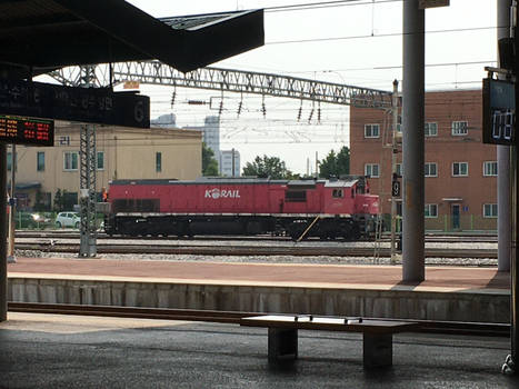 Korail Class 7500 at Iksan IMG 9994