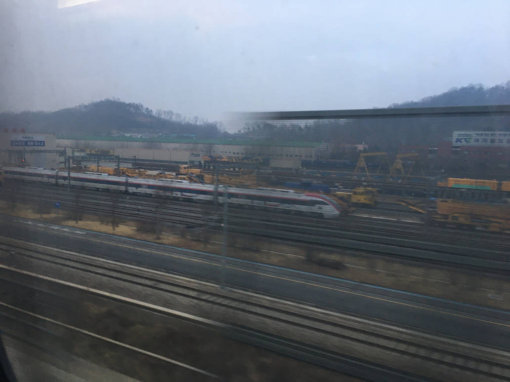 Hanvit Train Hanvit 200 TTX at Osong Depot by rlkitterman on DeviantArt