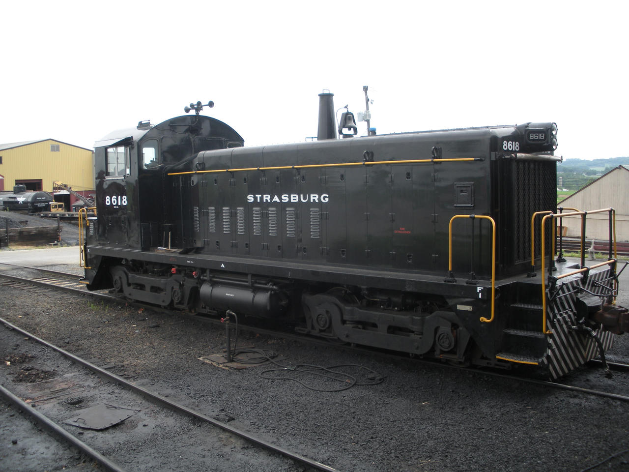 NYC SW8 8618 (EMD 16193), East Strasburg DSCN4813 by rlkitterman on ...