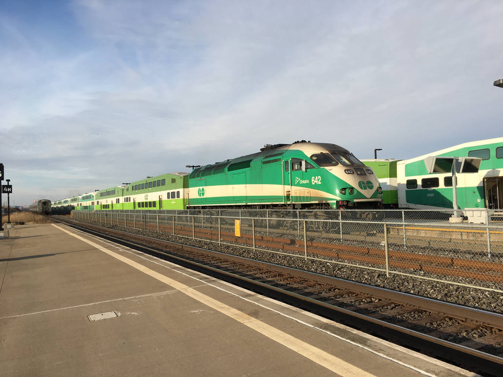 GO Transit 642 Arrives at Oshawa (1) by rlkitterman on DeviantArt